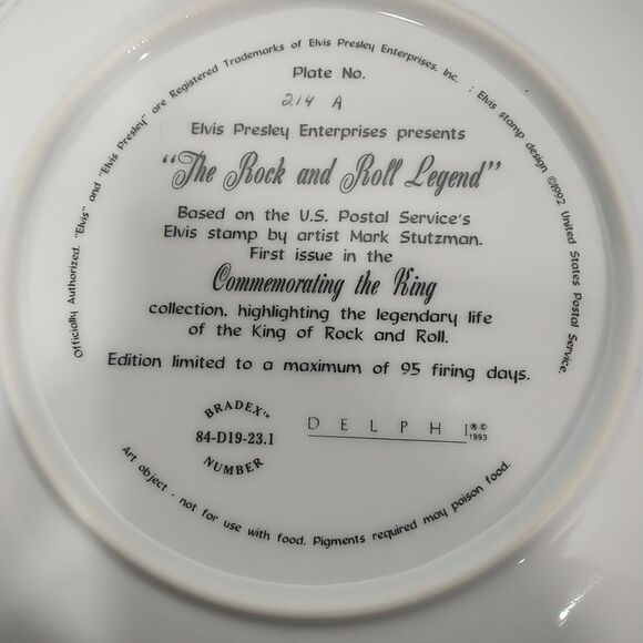 ELVIS PRESLEY 1993 Delphi 8" Collector's Plate THE ROCK AND ROLL LEGEND. - Picture 3 of 4